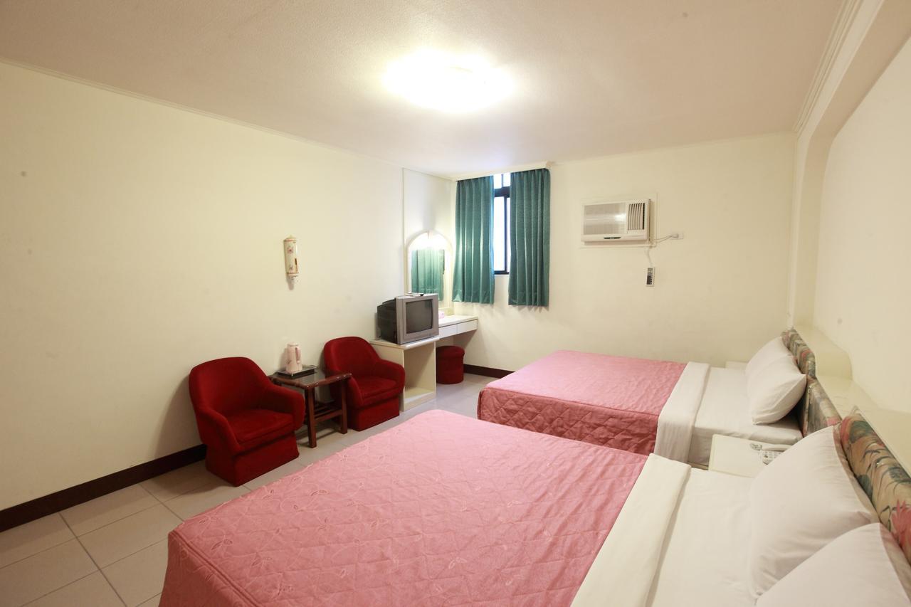 Yong Qi Hotel Hualien City Exterior photo
