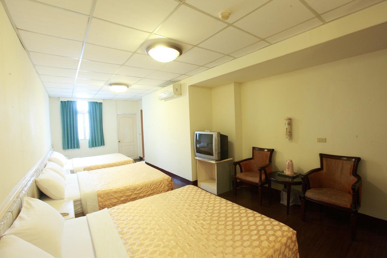 Yong Qi Hotel Hualien City Exterior photo